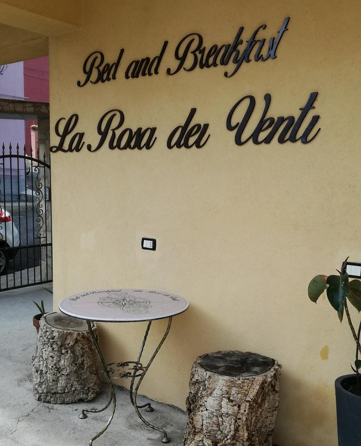 B&B La Rosa Dei Venti Acri Exterior photo
